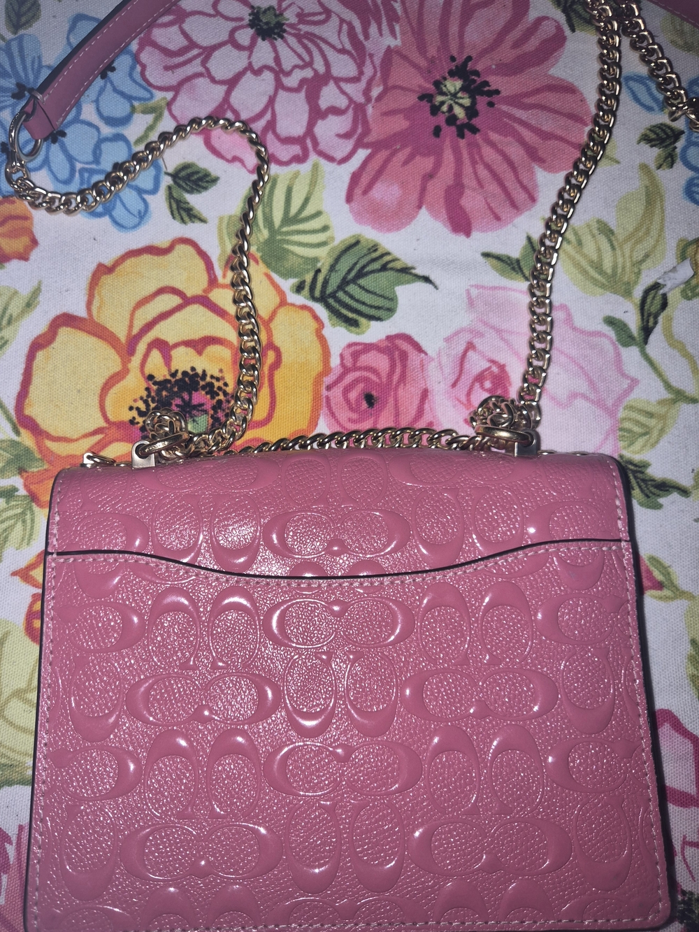 COACH Pink Patent Signature Chain Crossbody - Picture 4 of 4